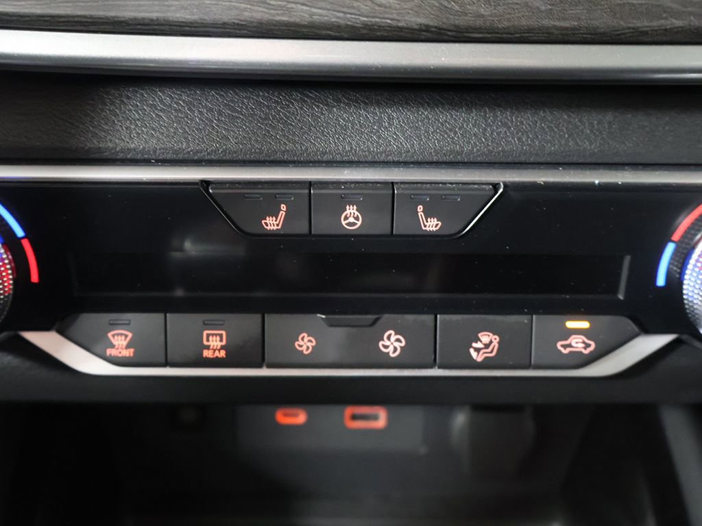 Used 2024 Nissan Altima 2.5 SL FWD image 49