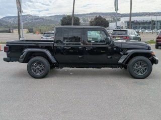 New 2026 Jeep Gladiator Sport image 4