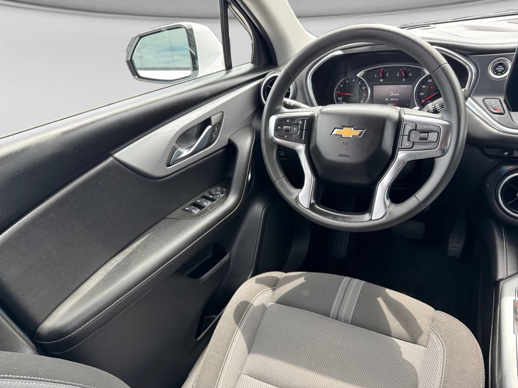 Used 2024 Chevrolet Blazer LT AWD/4WD image 21