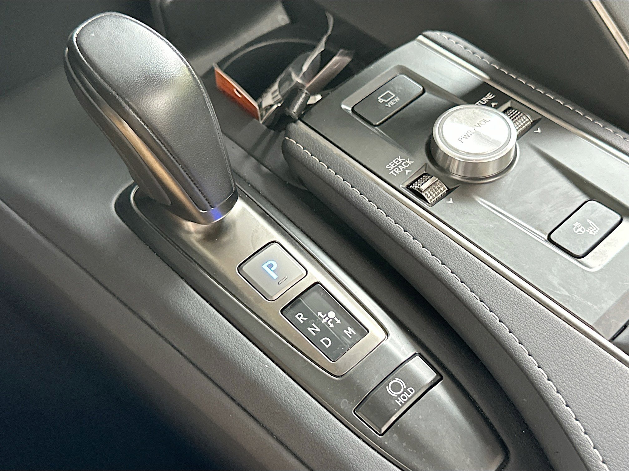 Used 2024 Lexus LC 500 Convertible w/ Touring Package RWD image 17