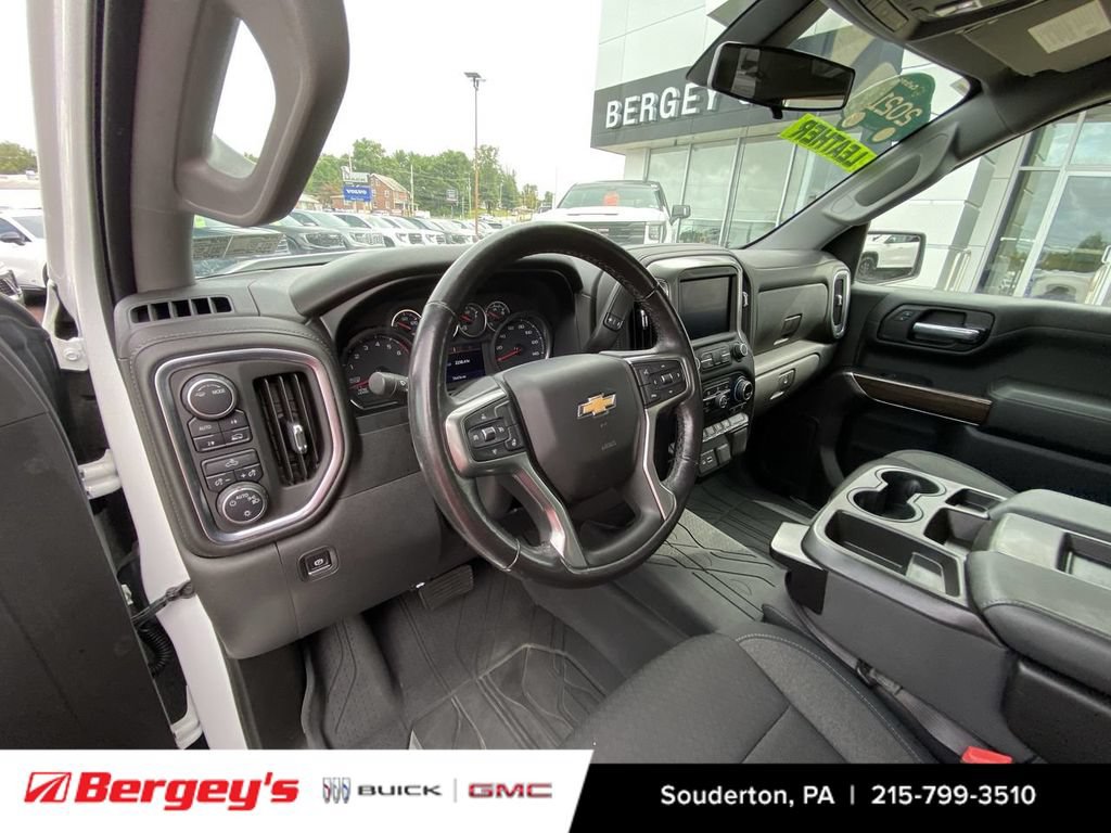 Used 2021 Chevrolet Silverado 1500 LT AWD/4WD image 12
