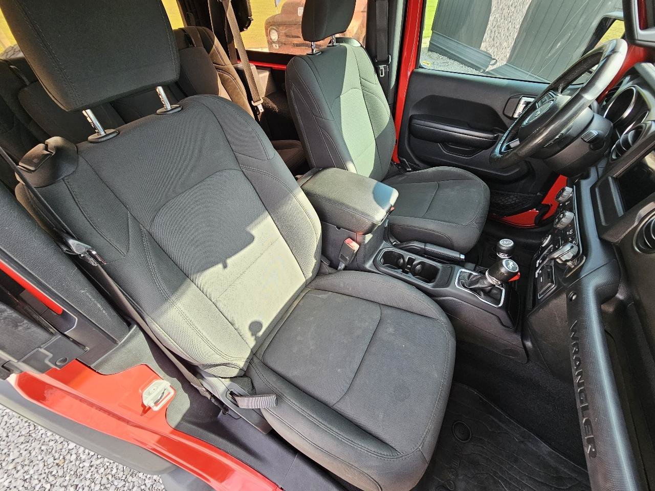 Used 2019 Jeep Wrangler Sport AWD/4WD image 23