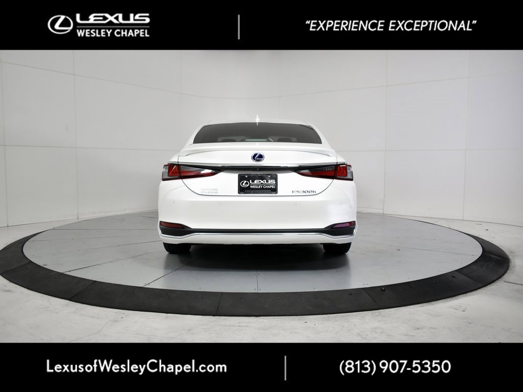 Used 2020 Lexus ES 300h w/ Premium Package image 7