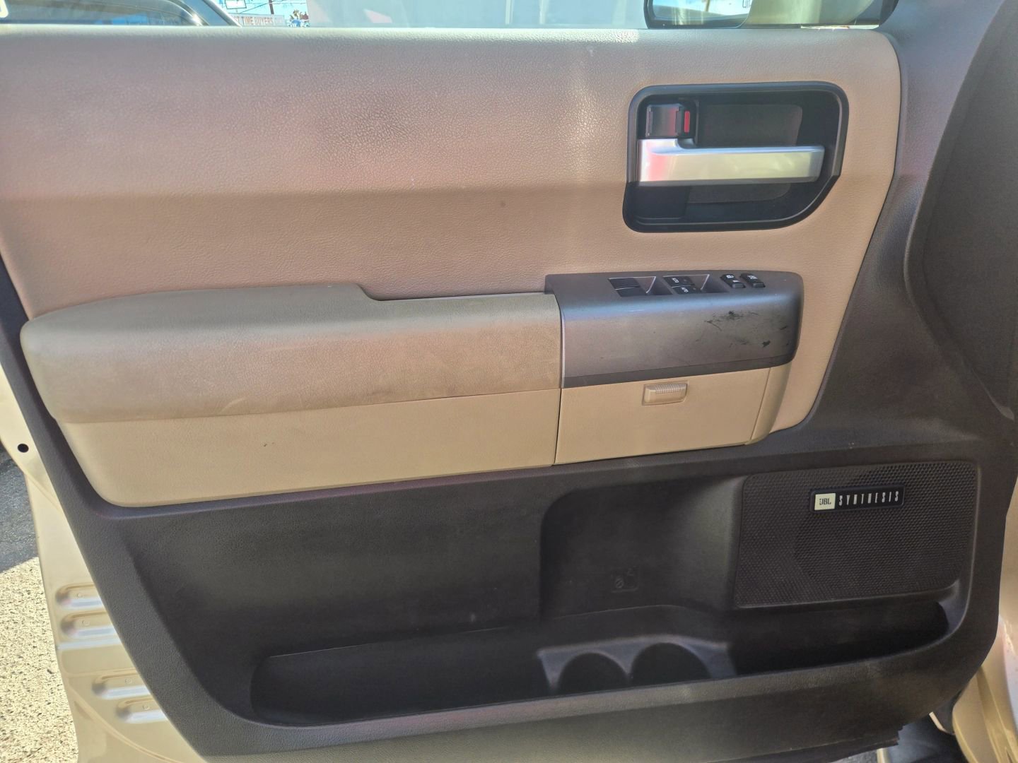 Used 2010 Toyota Sequoia Limited image 9