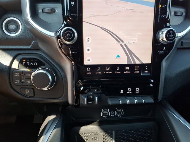 New 2026 RAM 1500 4x4 Crew Cab image 16