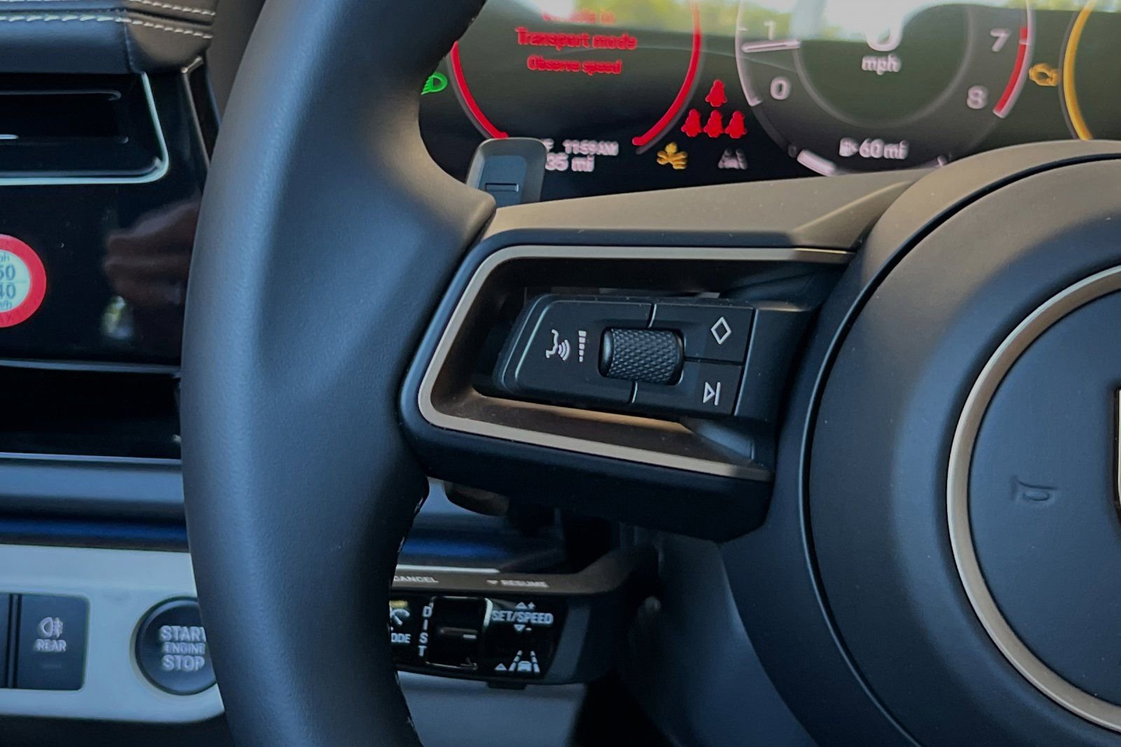 Used 2024 Porsche Panamera 4 image 31