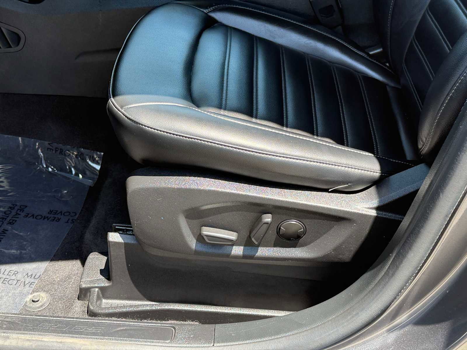 Used 2022 Ford Edge SEL image 18