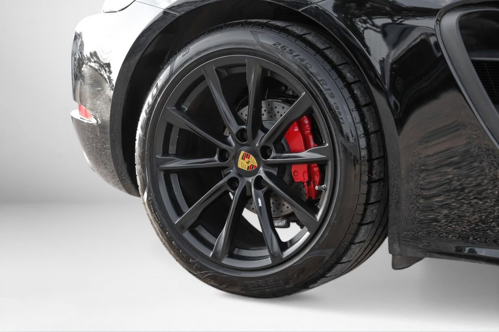 Used 2021 Porsche 718 Cayman w/ Premium Package image 56