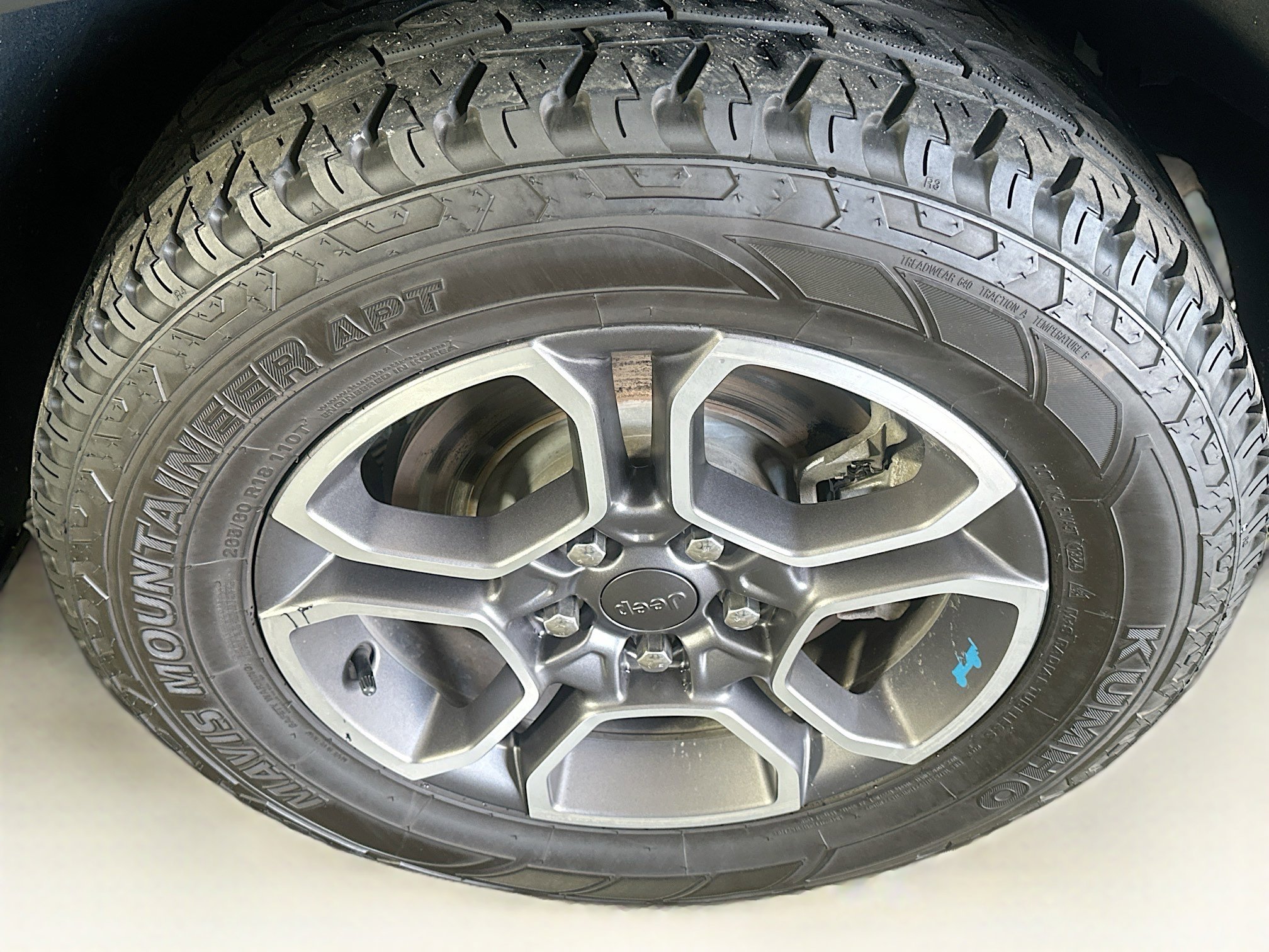 Used 2022 Jeep Grand Cherokee Trailhawk image 11