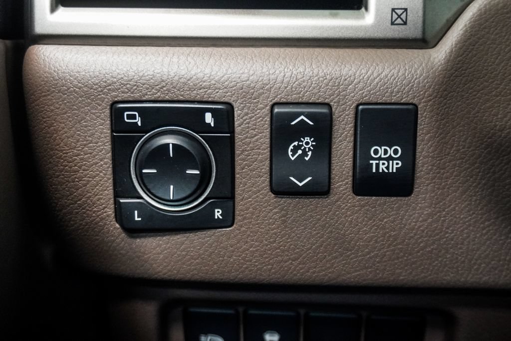 Used 2016 Lexus GX 460 w/ Premium Package AWD/4WD image 22