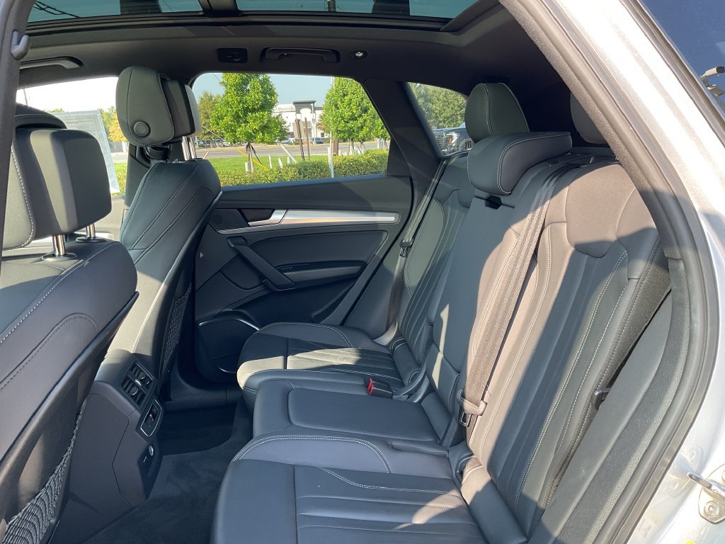 Used 2025 Audi Q5 2.0T Premium AWD/4WD image 14