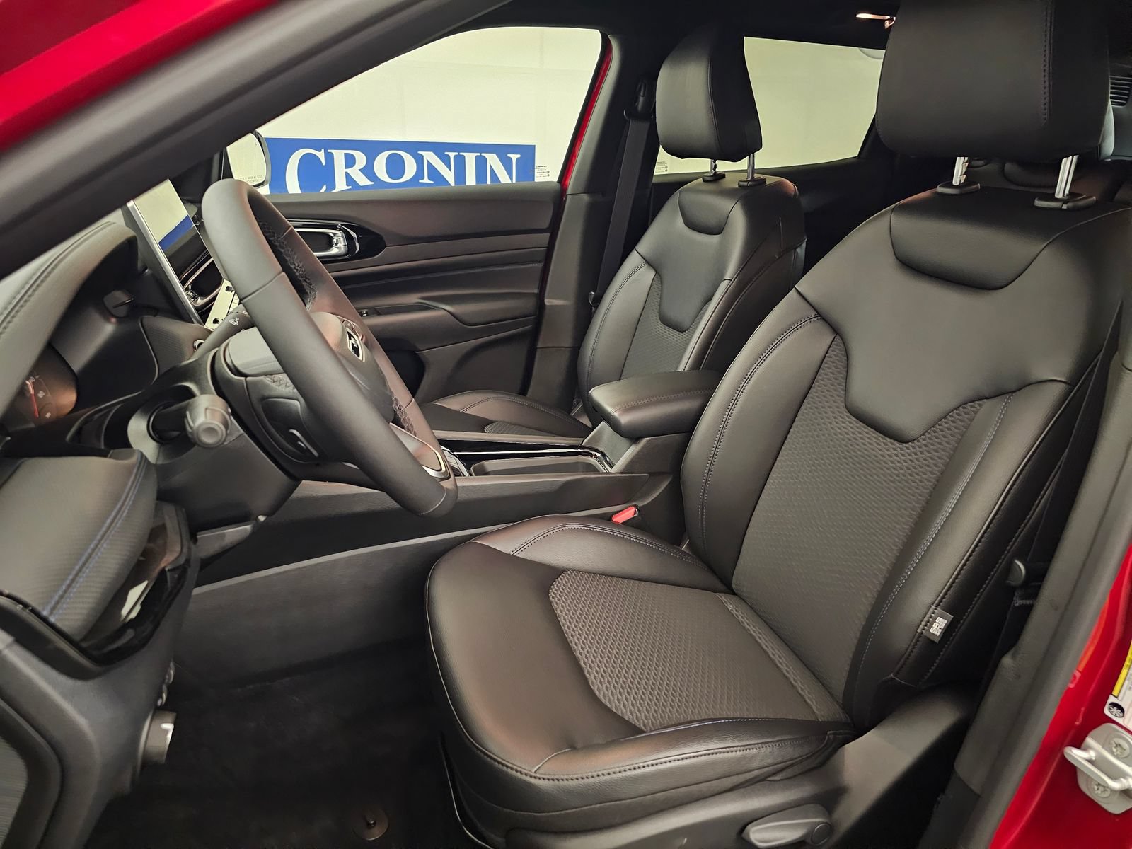 New 2026 Jeep Compass Latitude AWD/4WD image 13