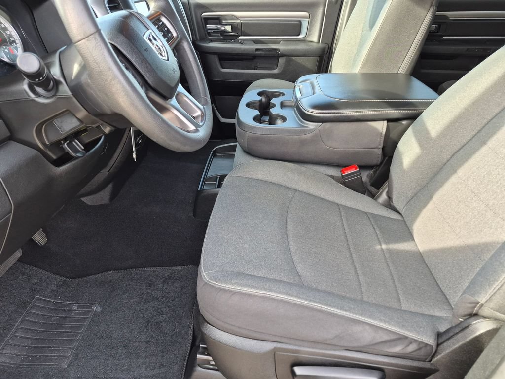 Used 2024 RAM 1500 Warlock RWD image 14