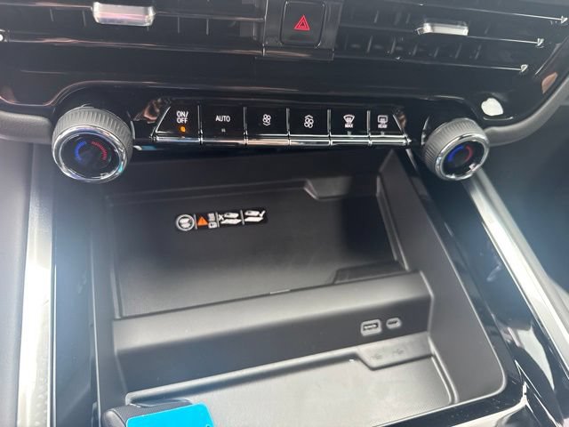 New 2026 Chevrolet Tahoe Premier AWD/4WD image 14