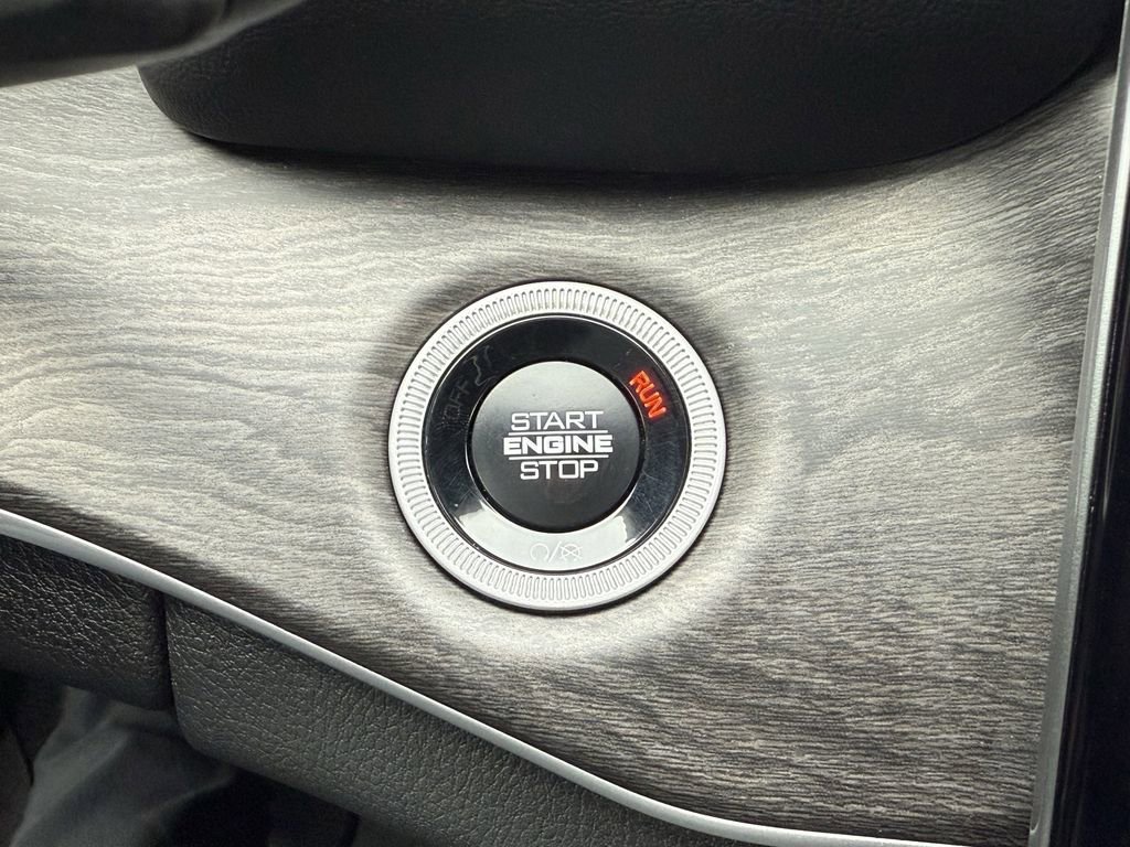 Used 2024 Jeep Grand Cherokee Limited w/ Trailer Tow Package image 24