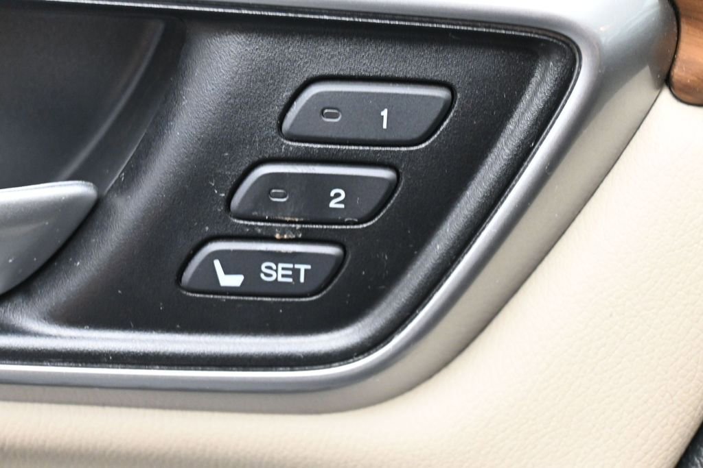 Used 2019 Honda CR-V Touring image 19