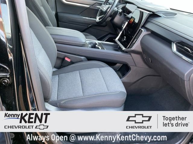 Used 2025 GMC Acadia Elevation image 18