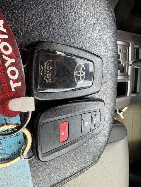 Used 2024 Toyota 4Runner SR5 Premium w/ Moonroof Package AWD/4WD image 22