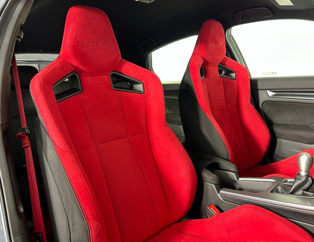 Used 2025 Honda Civic Type R image 11