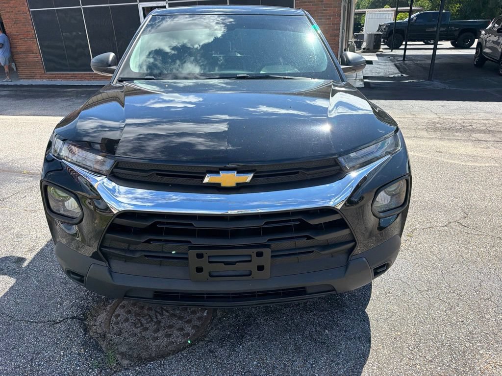 Used 2022 Chevrolet TrailBlazer LS FWD image 3