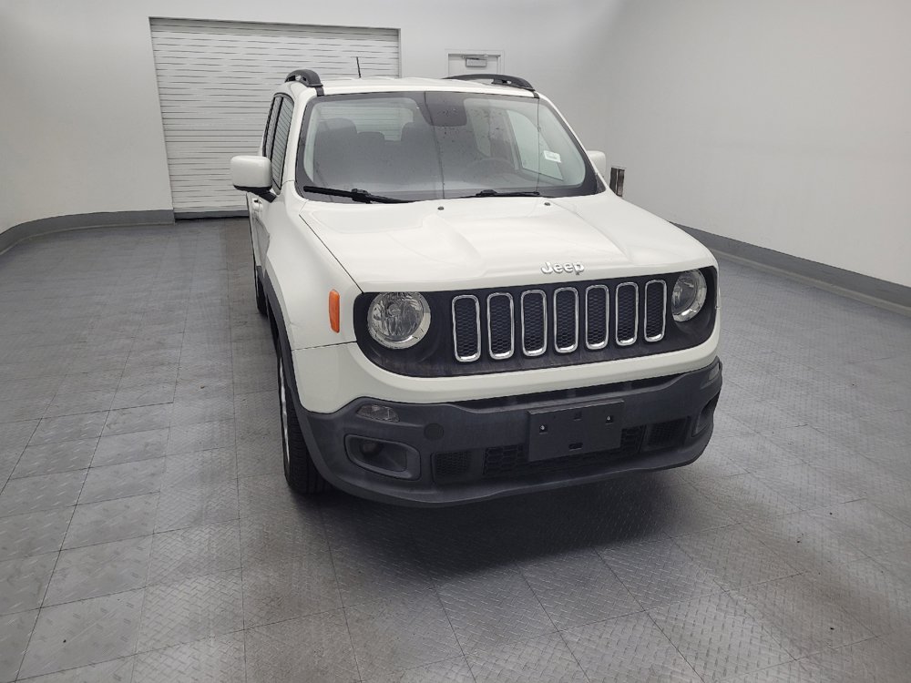 Used 2016 Jeep Renegade Latitude AWD/4WD image 14