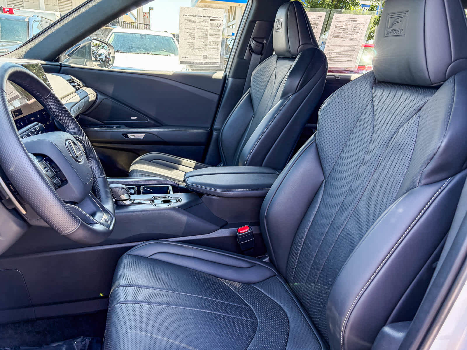 Used 2025 Lexus TX 500h AWD w/ Technology Package image 16