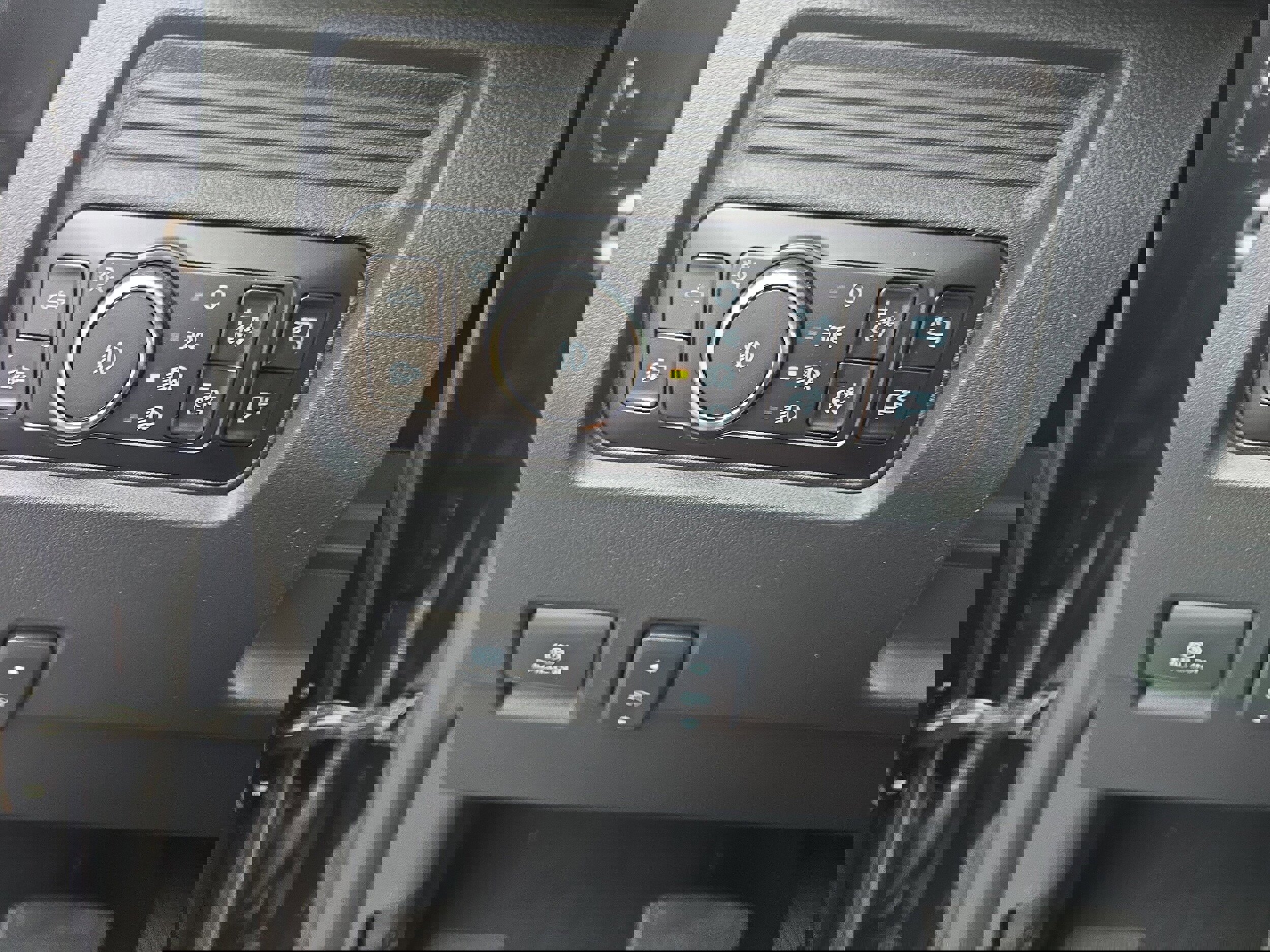 New 2026 Ford F350 Lariat w/ Lariat Premium Package image 27