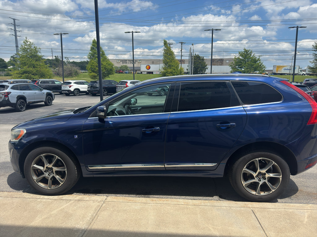 Used 2015 Volvo XC60 T6 Platinum AWD/4WD image 6