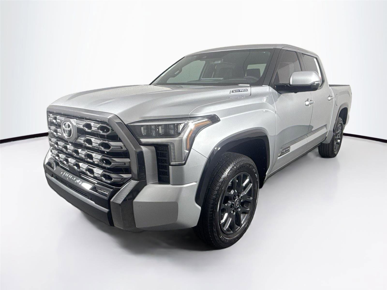 Used 2025 Toyota Tundra Platinum image 2