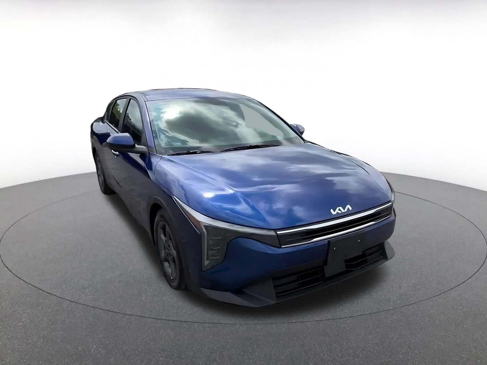 Used 2025 Kia K4 FWD image 3