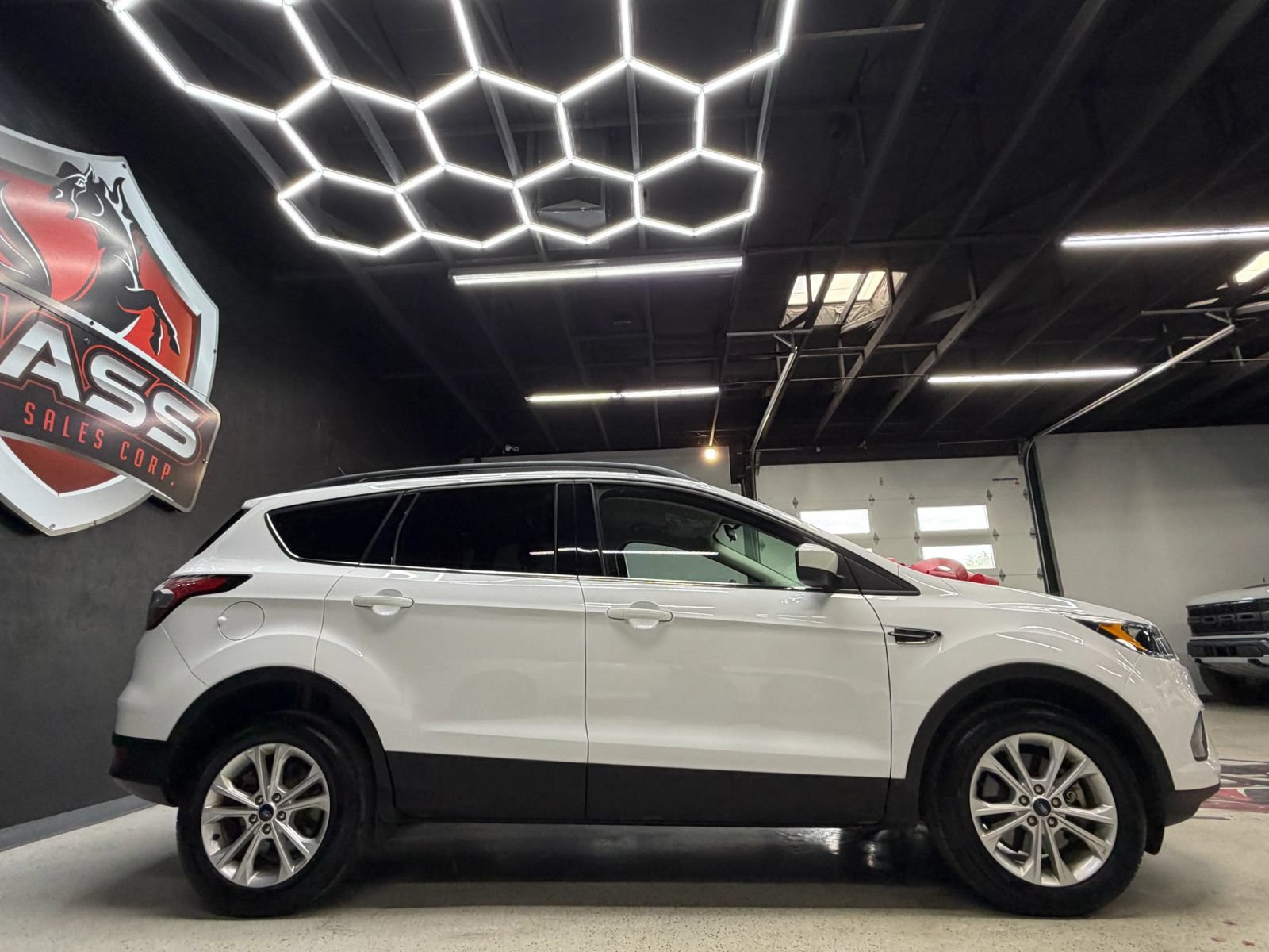 Used 2019 Ford Escape SE AWD/4WD image 11