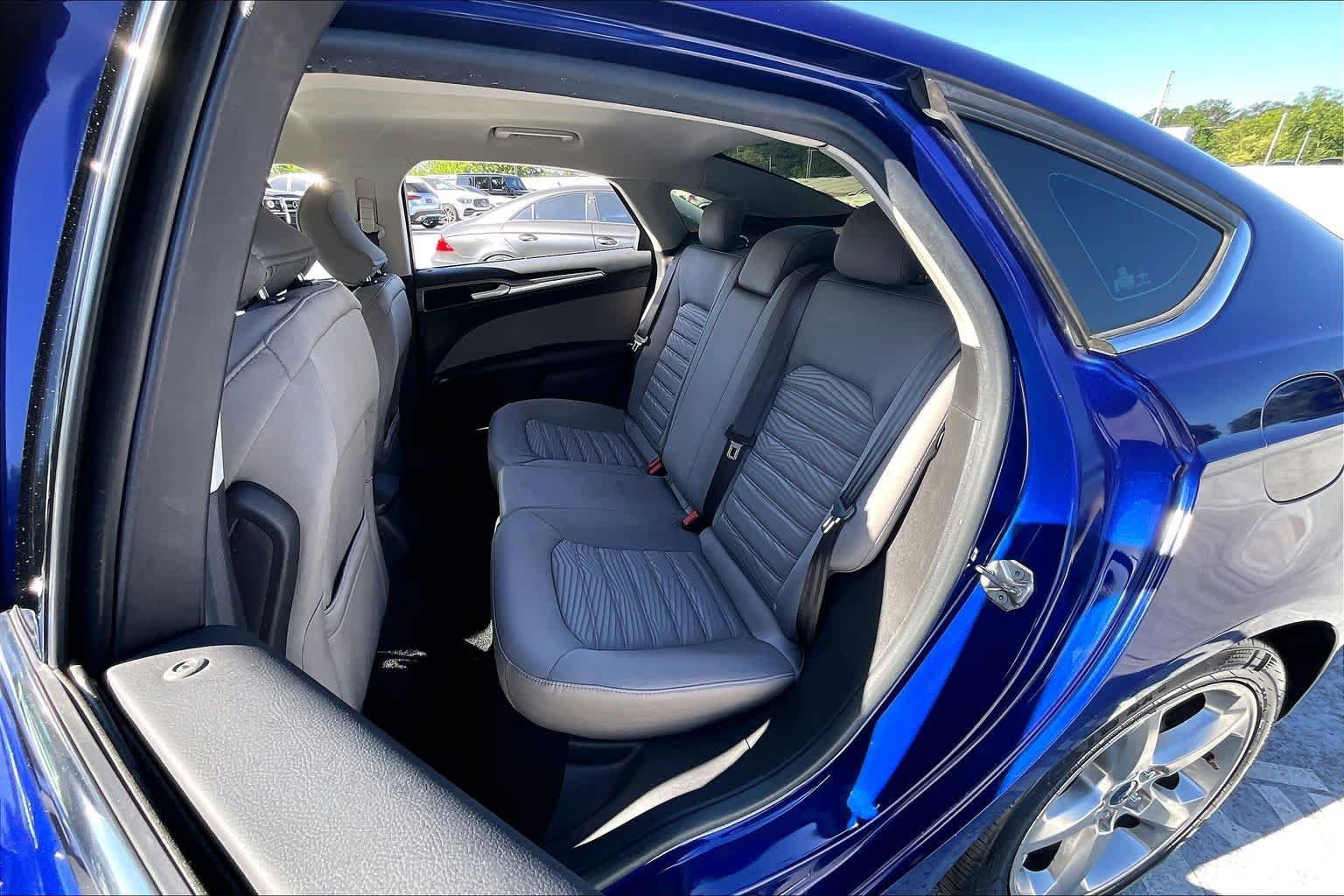 Used 2016 Ford Fusion S w/ Equipment Group 101A FWD image 20