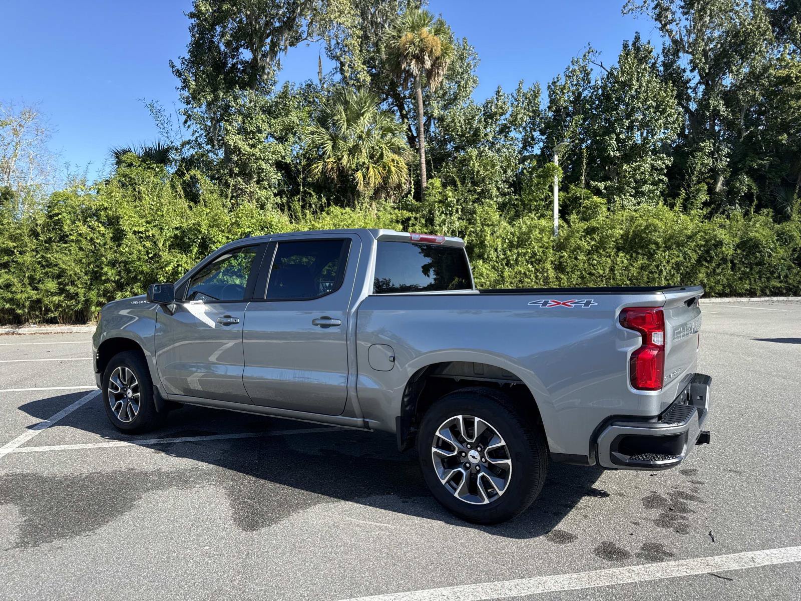 Used 2024 Chevrolet Silverado 1500 RST AWD/4WD image 5