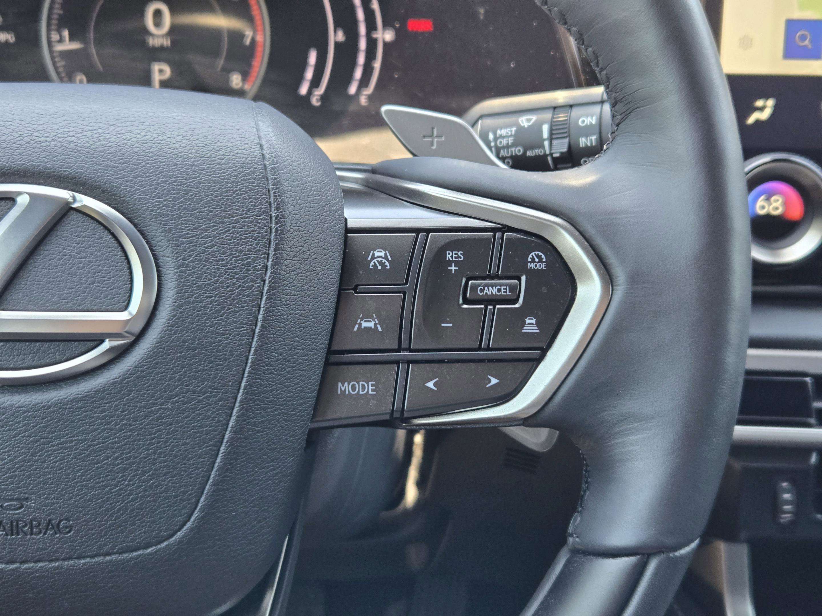 Used 2024 Lexus RX 350 Premium w/ Accessory Package (Z1) FWD image 25