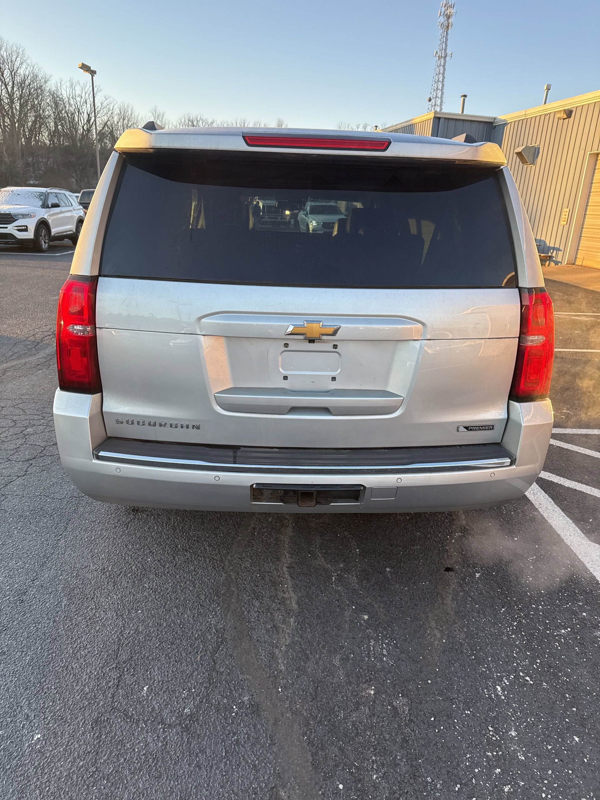 Used 2017 Chevrolet Suburban Premier image 5