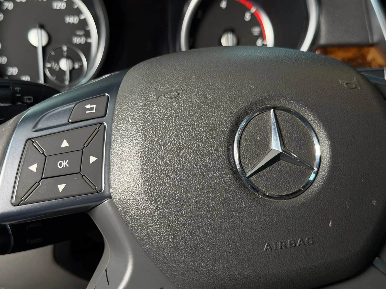 Used 2016 Mercedes-Benz GL 320 BlueTEC 4MATIC image 29