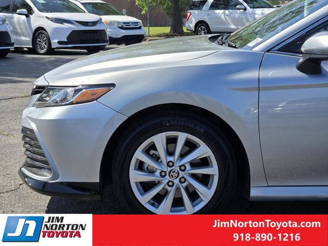 Used 2024 Toyota Camry LE FWD image 8