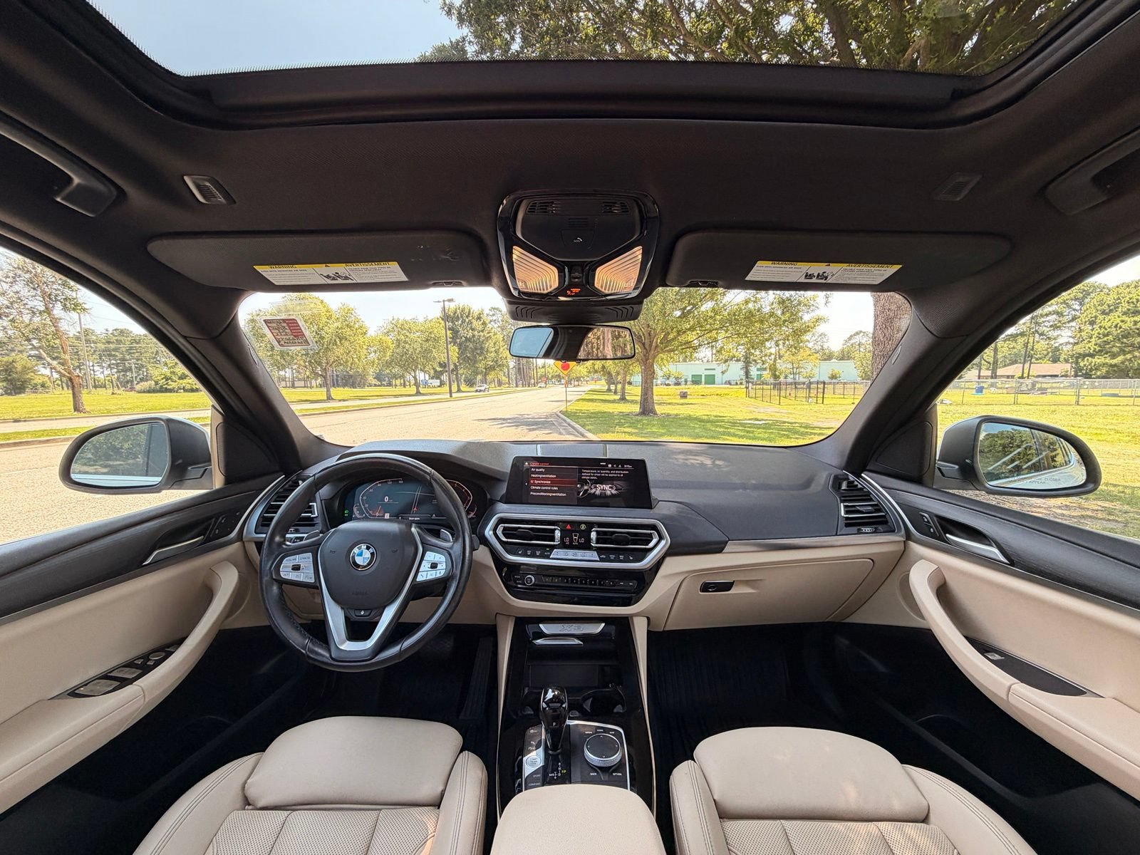 Used 2022 BMW X3 xDrive30i AWD/4WD image 2