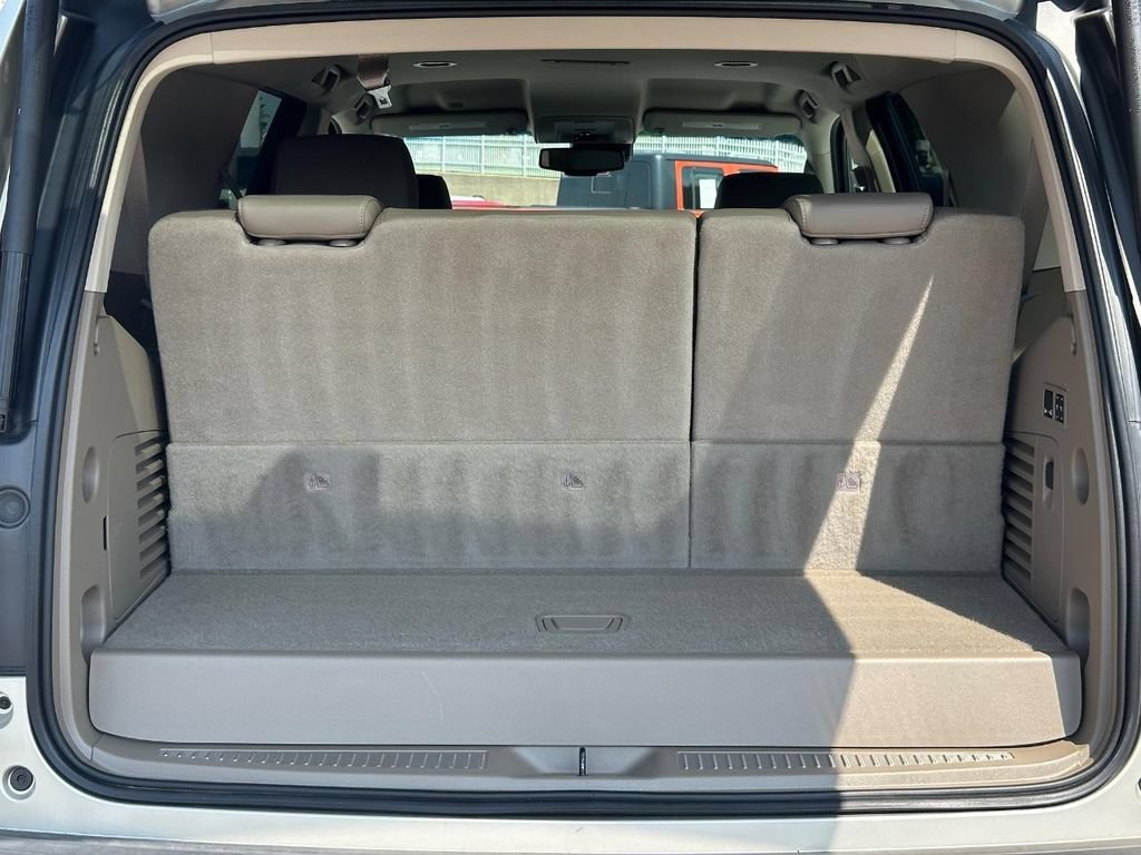 Used 2016 Chevrolet Tahoe LT RWD image 6