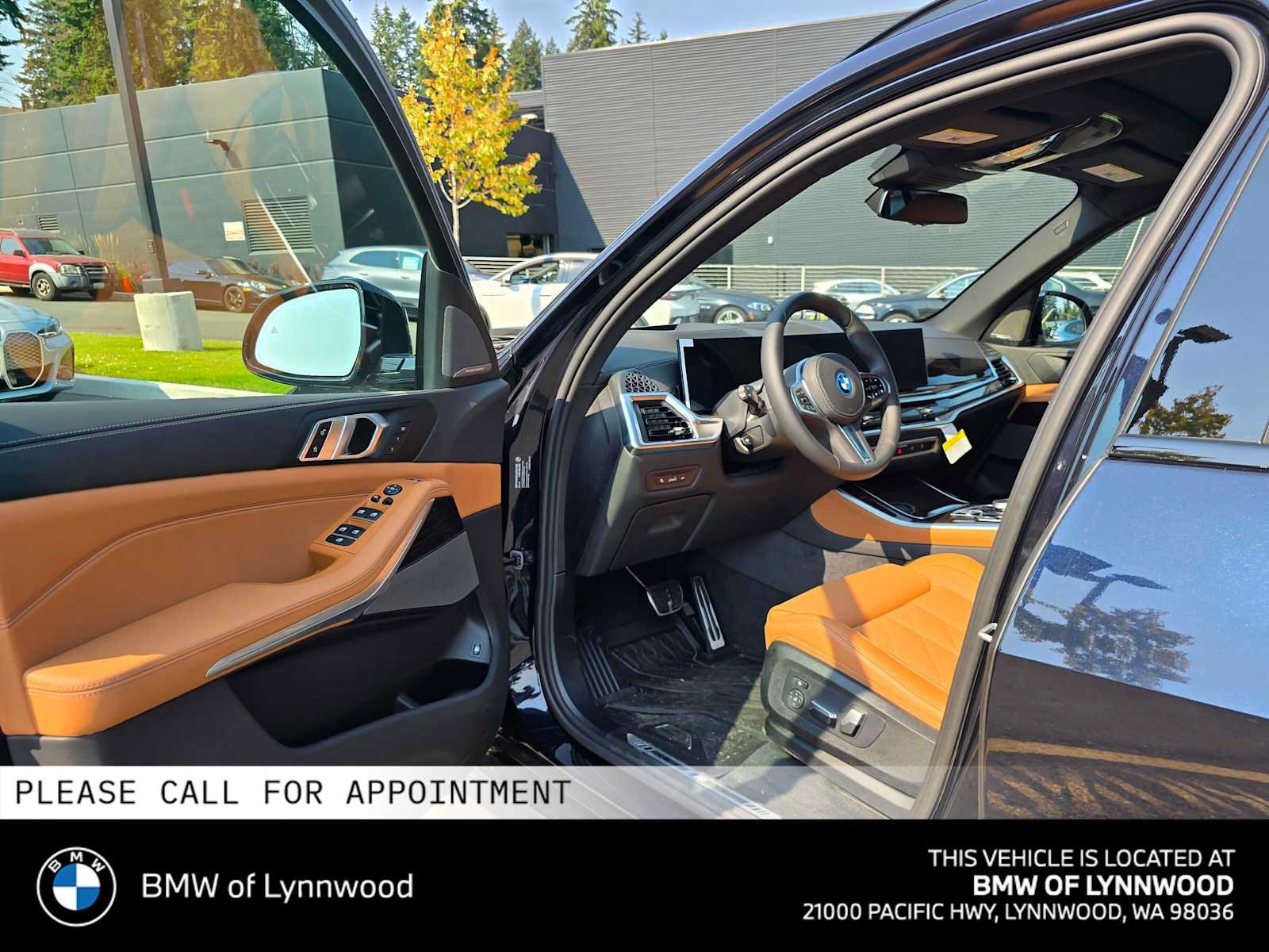 New 2026 BMW X5 xDrive50e w/ M Sport Package AWD/4WD image 19