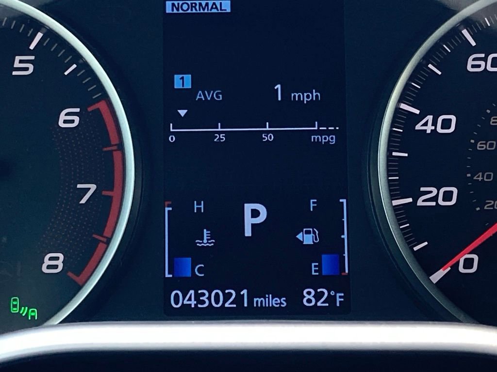 Used 2024 Mitsubishi Eclipse Cross SEL image 17