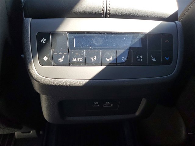 New 2025 Nissan Pathfinder SL w/ SL Premium Package image 24