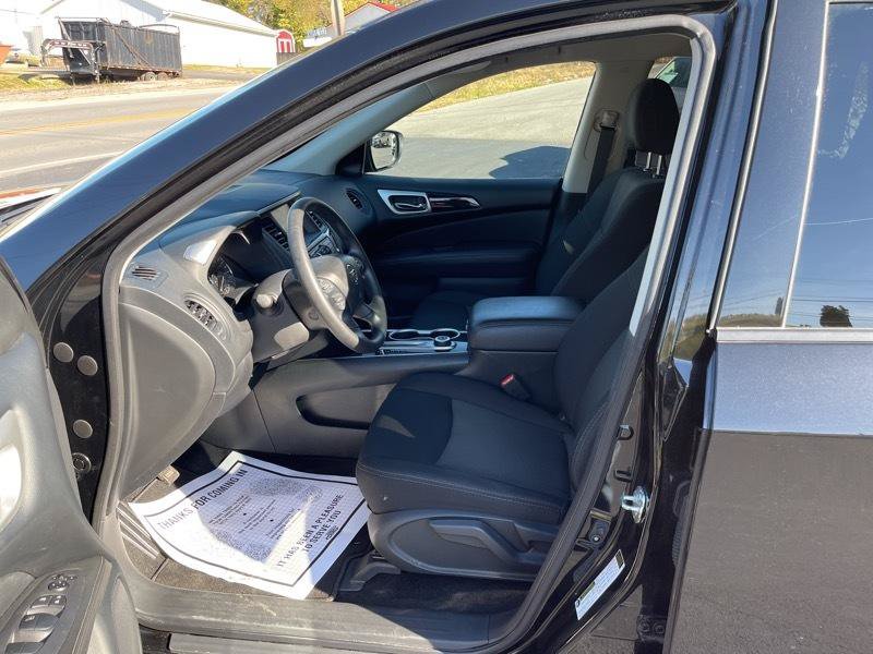 Used 2019 Nissan Pathfinder S AWD/4WD image 11