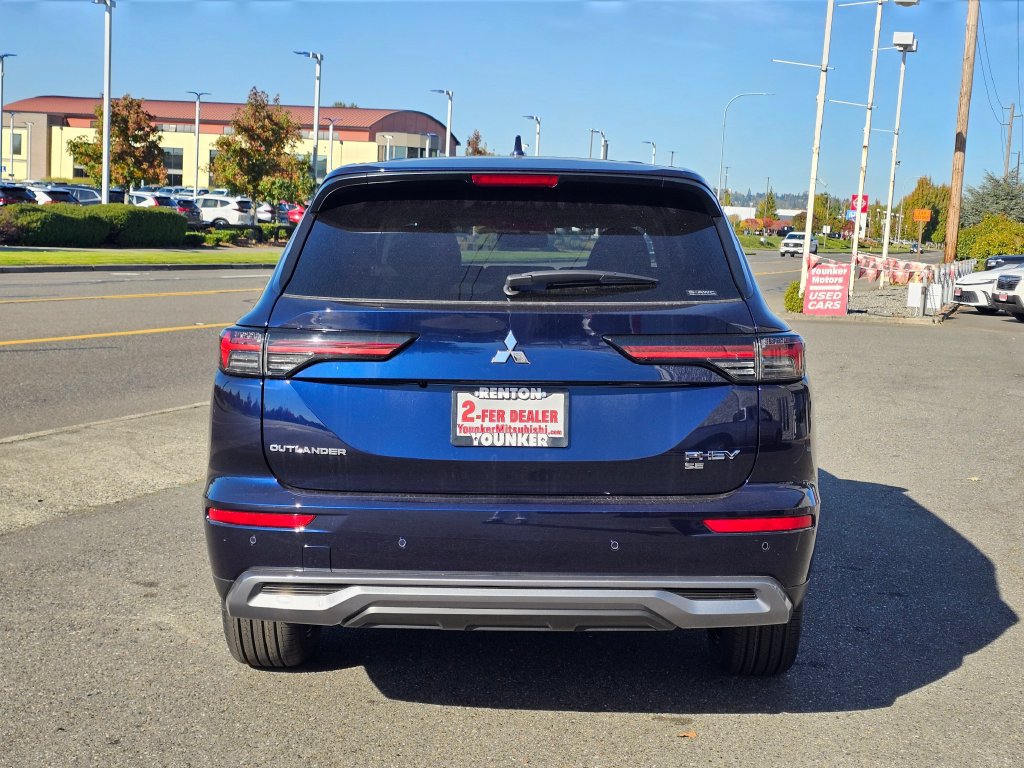 New 2026 Mitsubishi Outlander SE AWD/4WD image 6