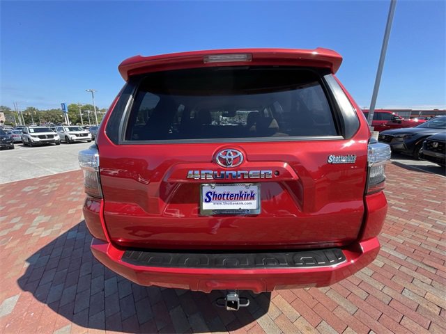 Used 2020 Toyota 4Runner SR5 image 38
