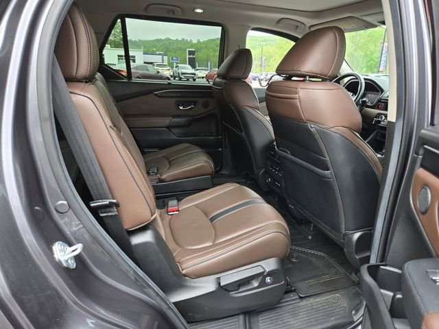 Used 2025 Honda Pilot Elite image 21