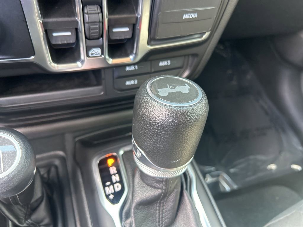 Used 2022 Jeep Wrangler Unlimited Sport image 13