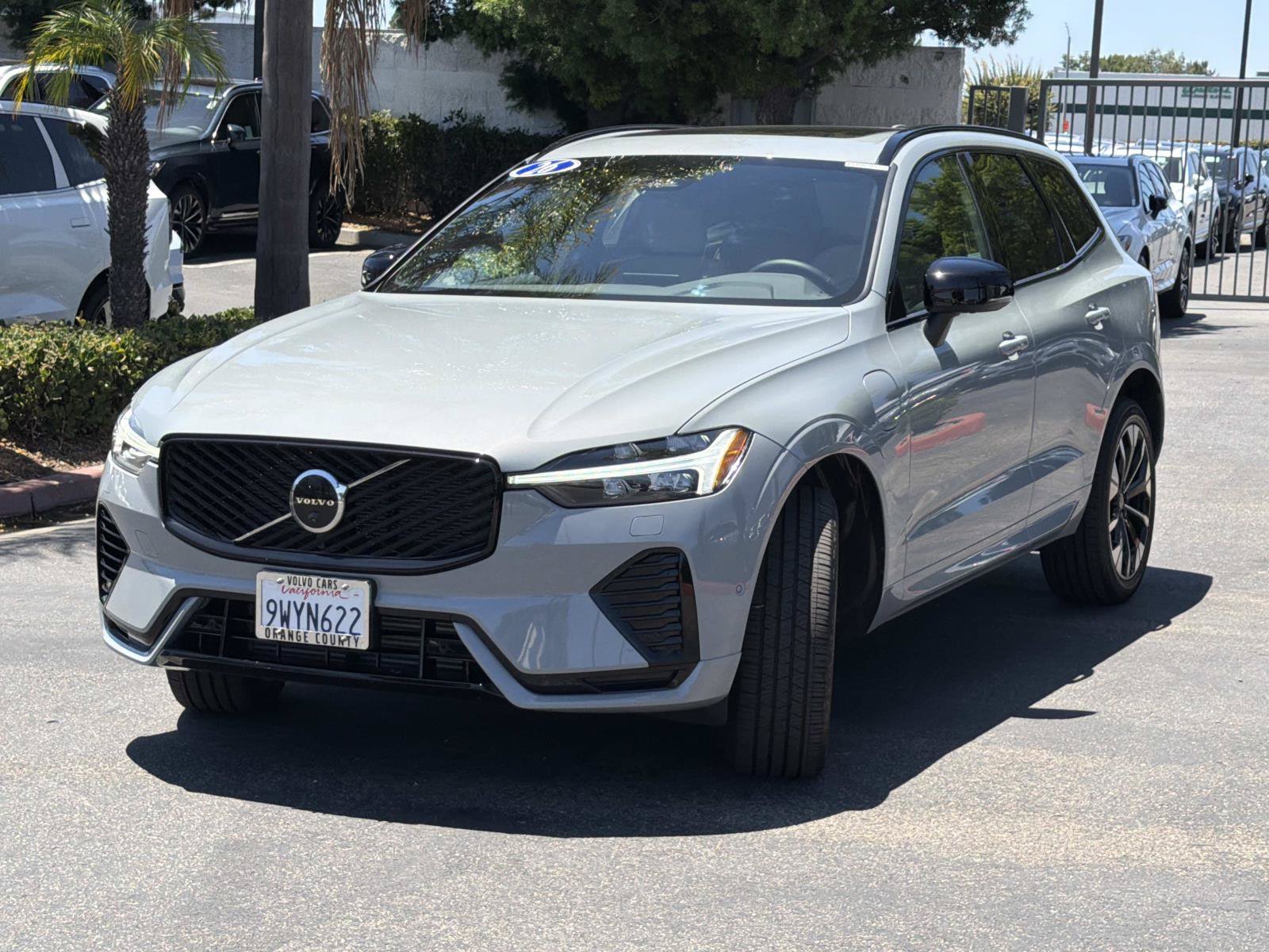 Used 2026 Volvo XC60 T8 Plus w/ Protection Package Premier AWD/4WD image 3