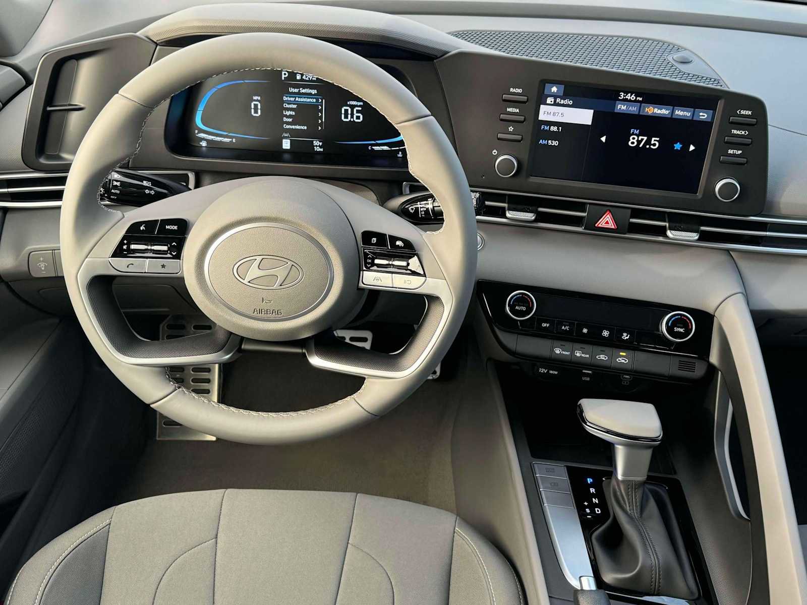 New 2025 Hyundai Elantra Sport image 17