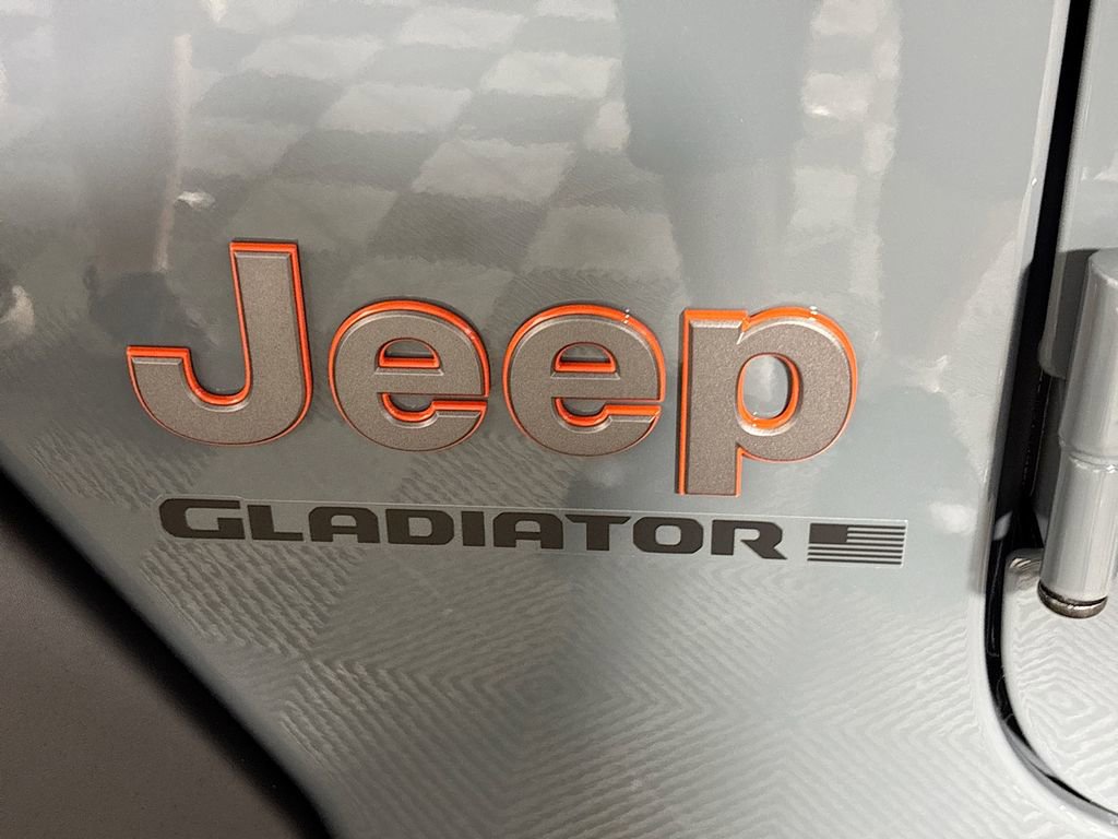New 2025 Jeep Gladiator Mojave image 25